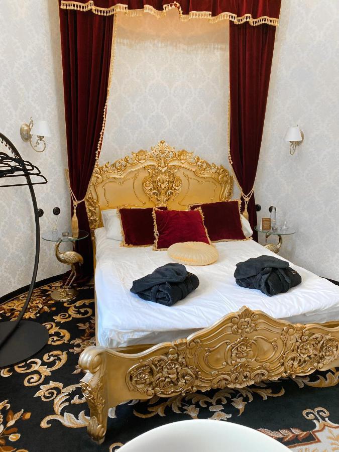 Night O'Clock Apart Premium Apartment Opole Luaran gambar